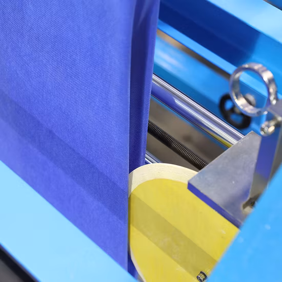 Precio completamente automático con mango ultrasónico en línea Sellado de tela no tejida Bolsa de caja Bolsa de compras Bolsa de camiseta Bolsa de chaleco cortada en D Máquina para fabricar bolsas de zapatos